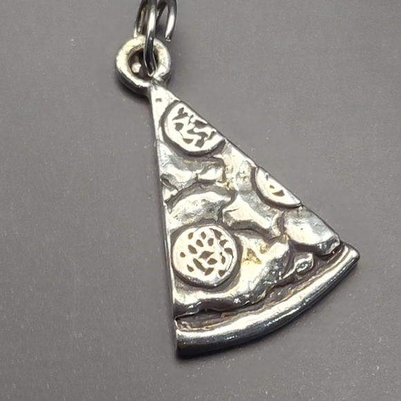 Vintage Sterling Silver "Pizza Slice" charm - Picture 1 of 4